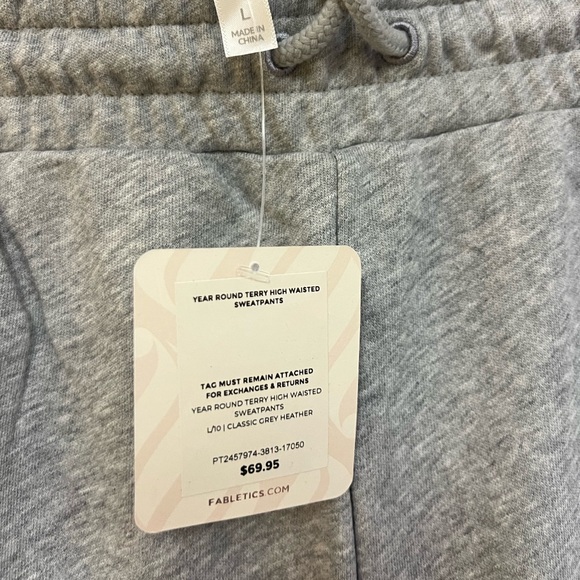 NEW FABLETICS Year Round Terry High-Waisted Sweatpant Size: Large - Picture 7 of 9
